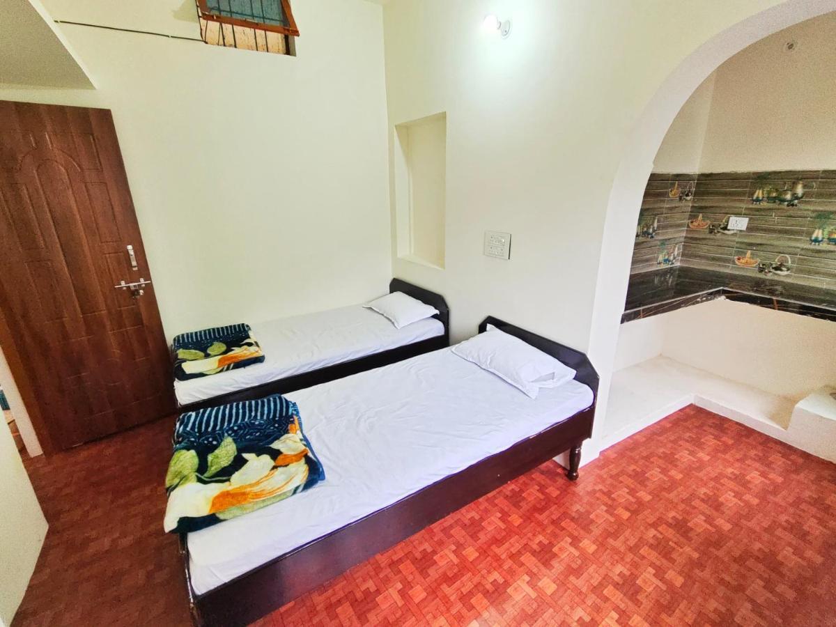 Alaknanda Homestay Karnaprayag Bagian luar foto